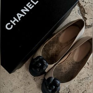 Chanel ballerines